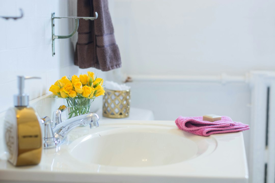 How to Organize Under the Bathroom Sink Without Wasting Space